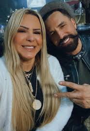 Virgínia Arruda confirma a participação de Latino e Michael Bethany na  gravação de seu novo DVD