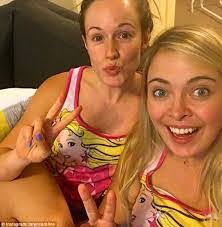 Taryn Connor's Instagram, Twitter & Facebook