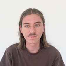 Je suis très heureux de vous annoncer l'obtention de mon Bachelor of…