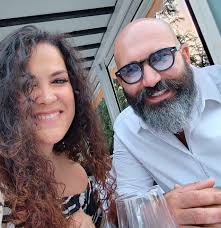 LE FOTO DEI GENITORI: INSTA: danidanycabrass