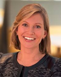 Melissa Flood's Instagram, Twitter & Facebook