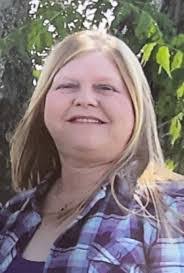 Danielle Fontenot's Instagram, Twitter & Facebook