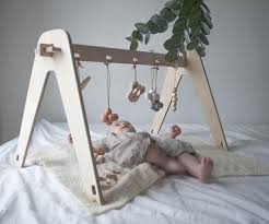 Loullou Aktivitetsstativ I Fsc Certificeret Trae Born Baby Ideer Legetoj
