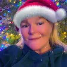 Which taxi companies have any availability around 3pm Most seem to be  committed to school contracts.