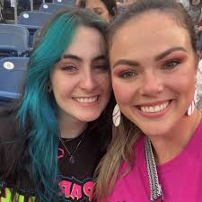 bailey hansen (@bailey_hansen0) • Instagram photos and videos