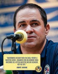 Jorge Stephens's Instagram, Twitter & Facebook