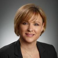 Becky Wall's Instagram, Twitter & Facebook