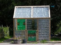 Kleines Gewachshaus Selber Bauen Mini Treibhaus Aus Plastikflaschen Gewachshaus Selber Bauen Selbstgebautes Gewachshaus Gewachshaus