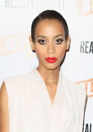 Your home for cnn's podcasts, showcasts and livestreams. Isis King The Most Beautiful Transgender People In Hollywood Popsugar Beauty Middle East Photo 6