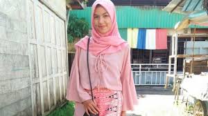 Berbentuk labirin dan menantang kecerdasan kamu dalam membaca arah. Tabalong Kirim Gadis Cantik Berhijab Ini Ke Final Puteri Kalsel 2018 Halaman 2 Banjarmasin Post