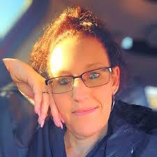 Lisa Cullison's Instagram, Twitter & Facebook