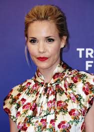 Learn about law abiding citizen: Leslie Bibb Wikipedia