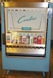 This vending machine with card reader features premium programming that allows you to schedule discounts, time lockouts and space between sale periods. Vending Machine Wikipedia