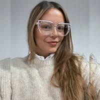 Geraldine Egger's Instagram, Twitter & Facebook