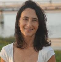 Ella Scheinwald's Instagram, Twitter & Facebook