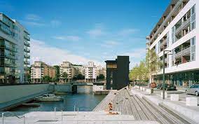 Vi tar inga bokningar på uteserveringen. Hammarby Sjostad Tengbom
