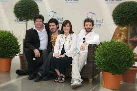 Diffusion le lundi 27 juin, à 20 h 50, sur. Le Clan Astier Une Famile D Artistes Tele Loisirs