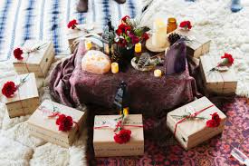 See more ideas about diy gift, diy gifts, gift box. 15 Valentine S Day Gift Ideas For Everyone On Your List Cratejoy