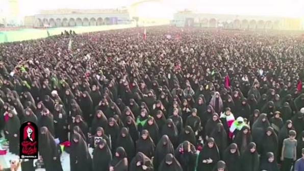 ‌, هم‌اکنون؛ لحظاتی از اقامه نماز بر پیکر رهبر شهید انقلاب و شهدای خانواده  ایشان در میان اشکهای مردم حاضر در مسجد مقدس جمکران. ۱۴۰۵/۴/۱۶, #باید_برخاست