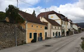 Find unique places to stay with local hosts in 191 countries. Datei Kellergasse Rossatzbacher Strasse Jpg Wikipedia