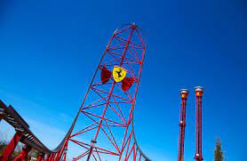 Sólo te costará 15 € la entrada para adulto, niño o senior indistintamente. Red Force Ferrari Land Attractions