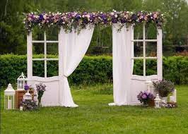 Pesta pernikahan sederhana dan unik dengan konsep outdoor wedding. 7 Ide Dekorasi Pernikahan Sederhana Dan Murah Yang Bisa Kamu Coba