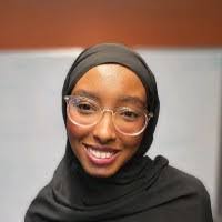 Idil Hersi's Instagram, Twitter & Facebook