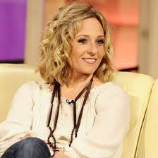 Nemrég feltűnt, hogy az egyik lakásba, ami eddig kiadó volt, beköltözött valaki. Leleplezzuk A Bujkalo Marsi Anikot 24 Hu