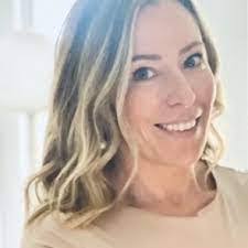 Barbara Dingess's Instagram, Twitter & Facebook