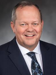 Elected-Officials-leg