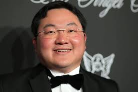 Cheah was chairman at berjaya sports toto bhd., managing director at amlnvestment bank bhd., chief executive officer & group managing director at ammb holdings. Behind The 1mdb Scandal Banks That Missed Clues And Bowed To Pressure Wsj