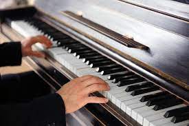 How Hard Is It To Learn Classical Piano? (Beginners' Challenges And Useful  Tips) - Cmuse