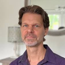 How to call newsrooms to help with climate issues