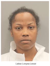 Woman shoots, kills her boyfriend in fight, HPD says