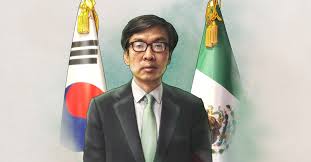 México está incrementando su relación comercial con corea del sur y para ello representantes de proméxico y de korea importers association (koima) han firmado un memorándum de entendimiento para incentivar el comercio bilateral. Suh Jeong In La Voz De Corea Del Sur En Mexico Reporte Indigo