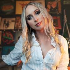 Amy Shephard's Instagram, Twitter & Facebook