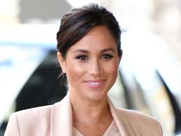 Megan Markle à New York : lunettes noires et tenue peu protocolaire, elle  se lâche loin de Buckingham