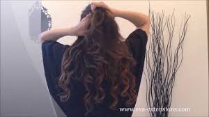 Les extensions cheveux à clips naturel extiff, sublimeront votre look, et vous permettront de changer de tête ou de couleur de. Comment Poser Mettre Des Extensions A Clip Maxi Volume Cheveux Naturels Youtube