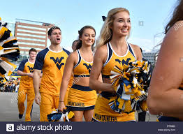 Morgantown West Virginia Usa 6th Oct 2018 The Wvu Cheerleaders Lead The Team Into The Stadium During The Mounta In 2020 Big 12 Football Cheerleading West Virginia