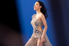 Angela phương trinh cập nhật tin tức, hình ảnh, sự kiện mới nhất của angela nhầm lẫn cơ bản về hình ảnh động vật khiến angela phương trinh phải nhận nhiều bình luận khó nghe. Angela PhÆ°Æ¡ng Trinh Xinh Ä'áº¹p Tá»±a Ná»¯ Tháº§n Trong Bá»™ áº£nh Má»›i Vietnamnet