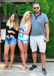Otelin o zamanki adı princess'tı, şimdiki adı ise sheraton. Emine Un Ve Emre Kinay In Kizlari Buyudu Son Dakika Magazin Haberleri