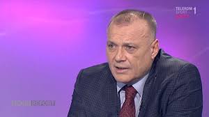 Mititelu jr a vorbit și despre alte probleme cu care se confruntă după promovarea în liga 1, unele referitoare la agenții de jucători, care ar îngreuna anumite transferuri. Marcel Puscas A Revenit La Fcu Craiova Si AnunÅ£Äƒ Transferuri Spectaculoase Bugetul E La Nivelul Cfr Ului Si Fcsb Ului