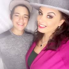 Avery Lenhart's Instagram, Twitter & Facebook