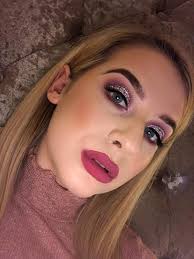 Spending the entire evening recording this look for YouTube, to wipe it off  in 0.5 seconds 😂😂 the story of my life! Be sure to check out my YouTube  tutorial