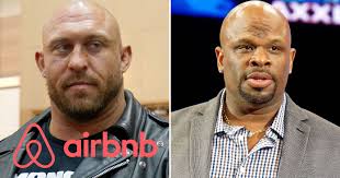 11 Former WWE Stars Who Surprisingly Still Work For The Company (And 10 Who  Had To Get Other Jobs)