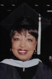 Bessie Holman's Instagram, Twitter & Facebook