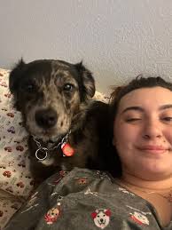 Una is described as "soooo sweet". And she has an accent!