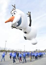 Thanksgiving day parade 2017 time. Macy S Thanksgiving Parade Lineup 2017 Simplemost