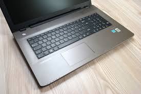 The edge to edge keyboard allows for maximum typing area. Medion Akoya E7416 Mit Broadwell I5 5200u Im Test Hardwareluxx