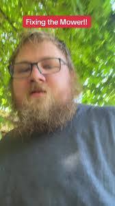 Troy Belt's Instagram, Twitter & Facebook